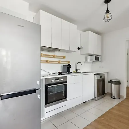 Direct Access To Paris - 6 Guests Apartment Villejuif